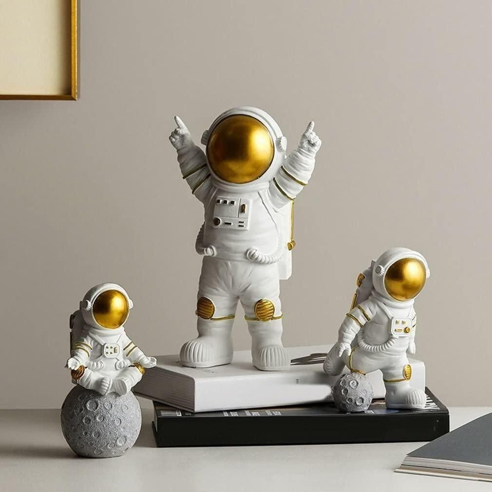 Astronaut Spaceman Statue Decors